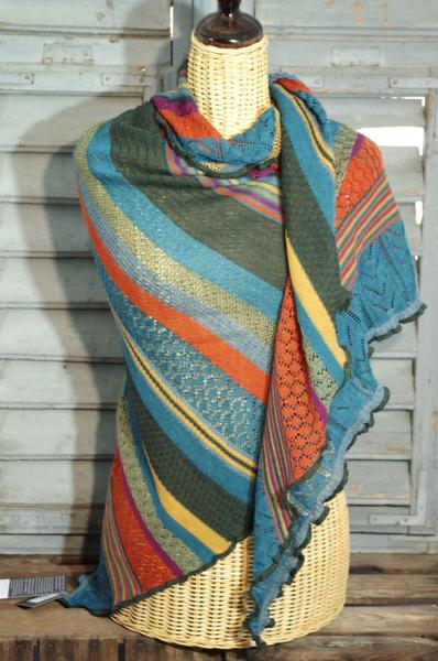 Invero Dreiecktuch Kyra Harmony, reine Merinowolle extrafein